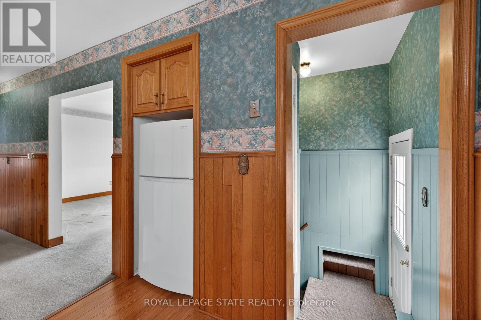 21 Lakeview Avenue, Grimsby, Ontario  L3M 3L9 - Photo 16 - X12918818