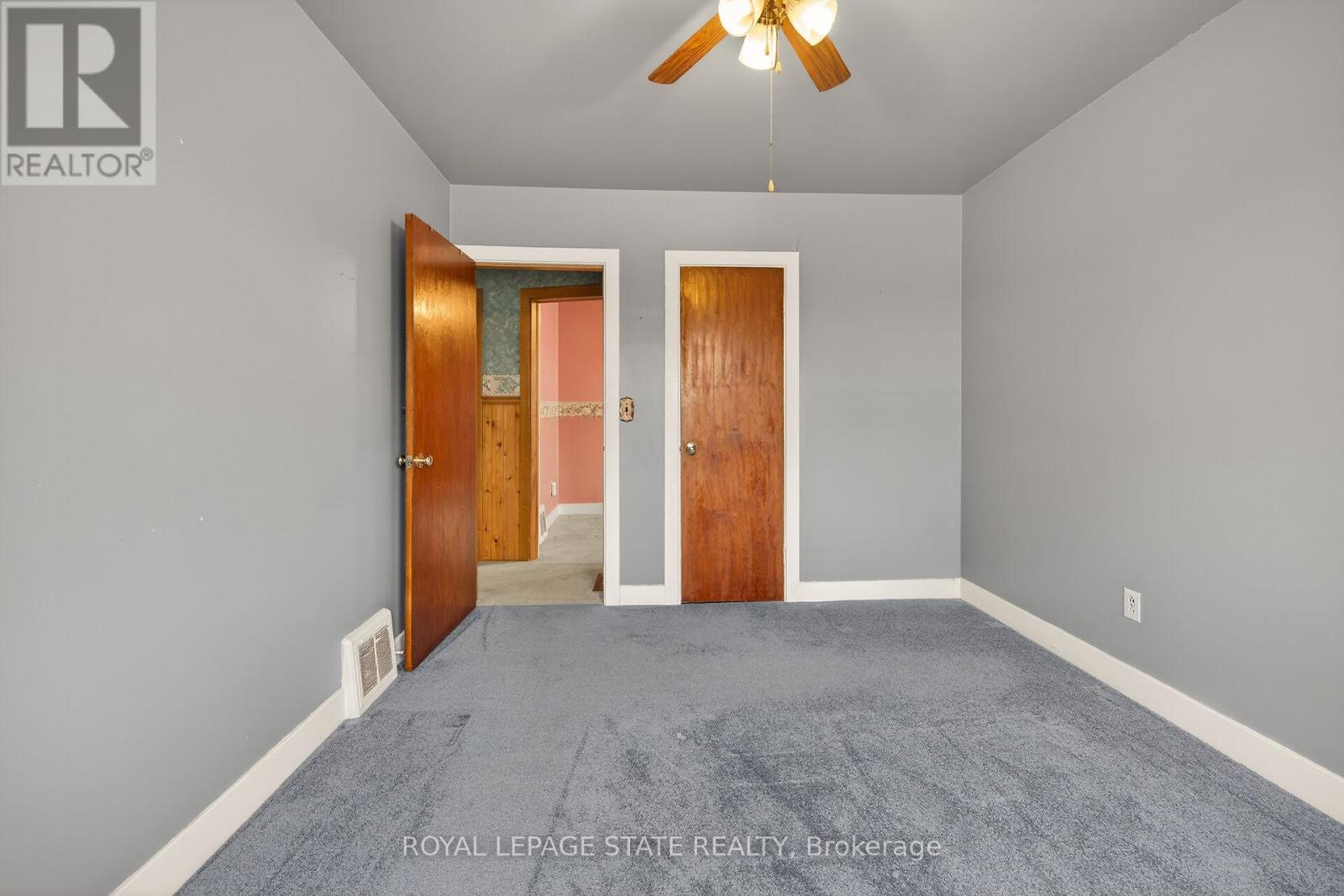 21 Lakeview Avenue, Grimsby, Ontario  L3M 3L9 - Photo 19 - X12918818