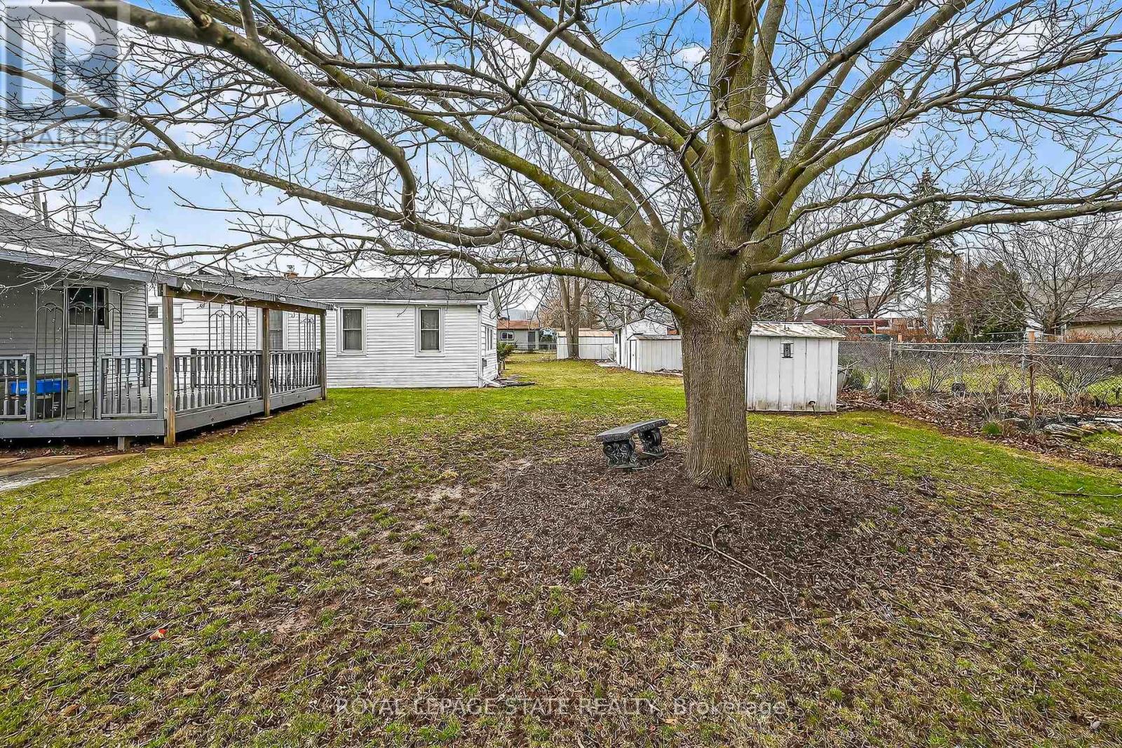 21 Lakeview Avenue, Grimsby, Ontario  L3M 3L9 - Photo 47 - X12918818