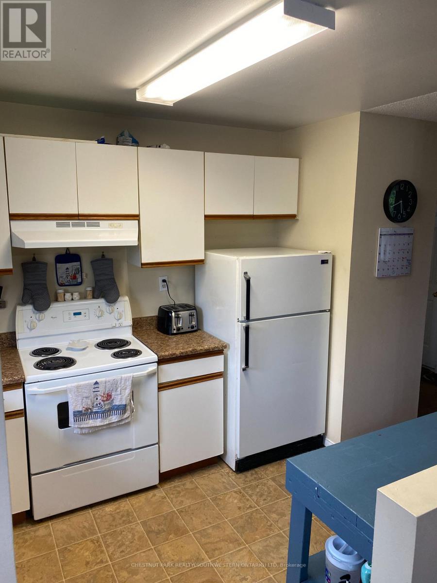 839 Stirling Avenue S, Kitchener, Ontario  N2M 3K4 - Photo 28 - X12918860