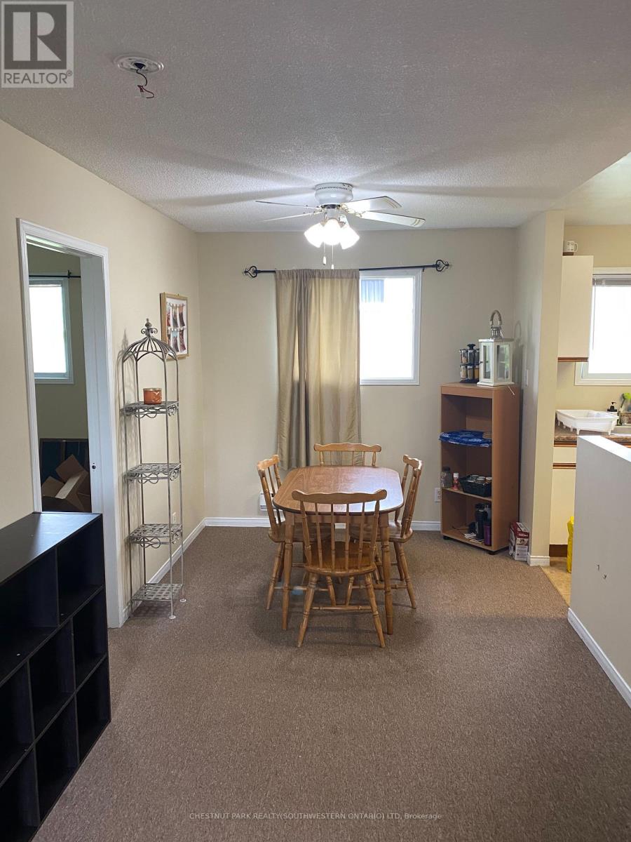 839 Stirling Avenue S, Kitchener, Ontario  N2M 3K4 - Photo 32 - X12918860