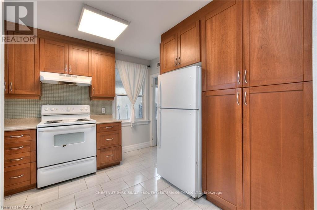 839 Stirling Avenue S, Kitchener, Ontario  N2M 3K4 - Photo 7 - X12918860