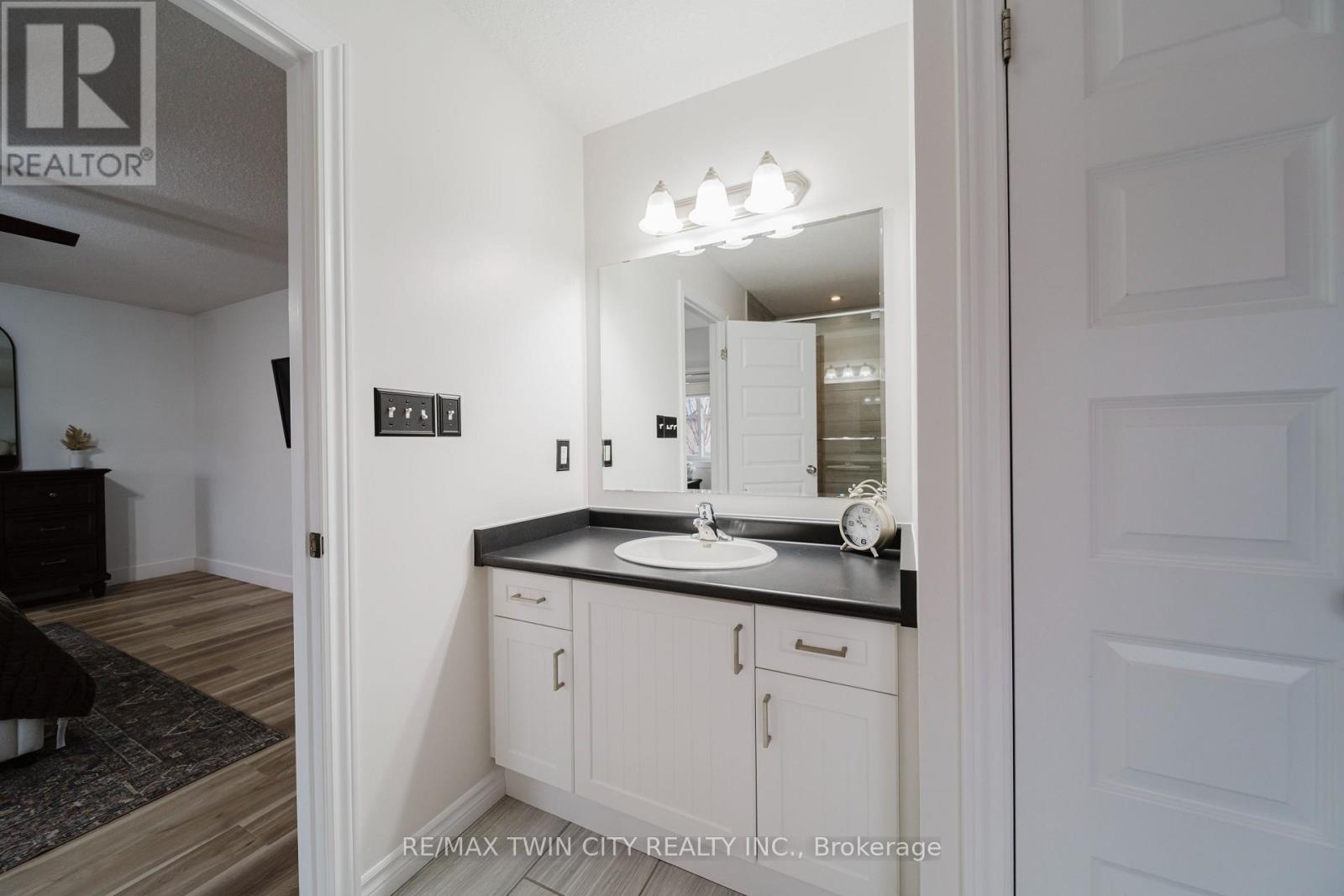 22 Bettschen Lane, Wilmot, Ontario  N3A 0E1 - Photo 32 - X12918900