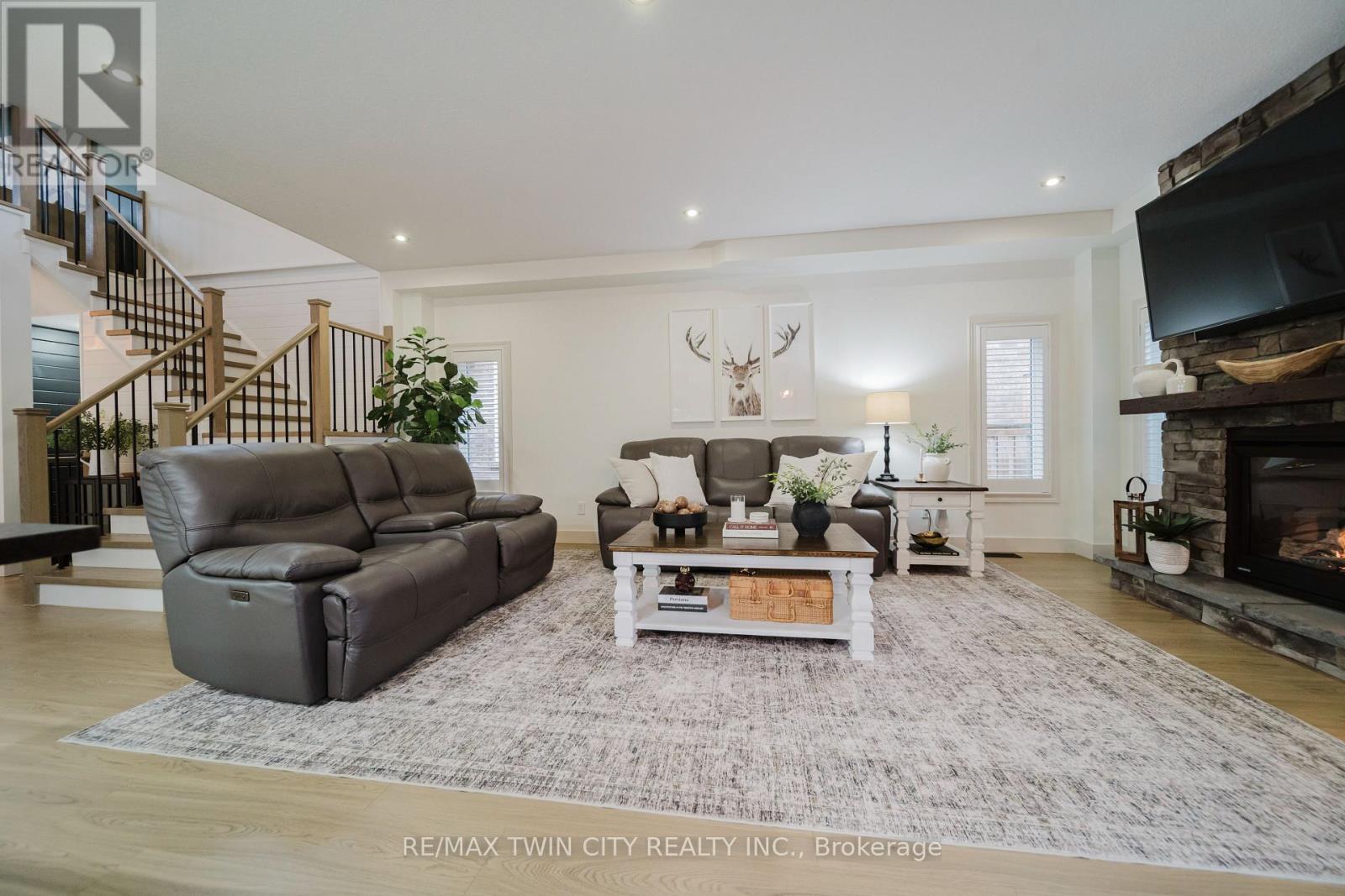 22 Bettschen Lane, Wilmot, Ontario  N3A 0E1 - Photo 6 - X12918900