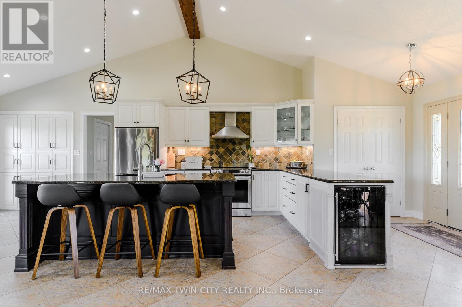 2350 Gainer Street, Thorold, Ontario  L0S 1A0 - Photo 5 - X12918944