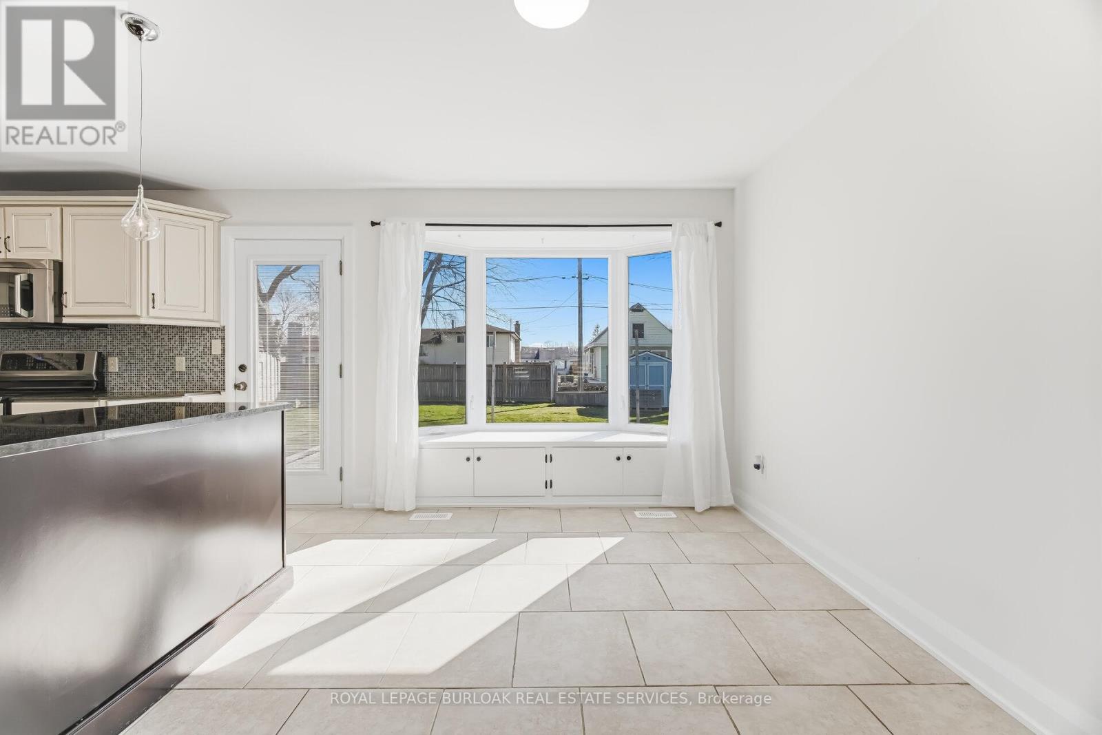 514 Buffalo Road, Fort Erie (Crescent Park), Ontario  L2A 5G8 - Photo 13 - X12919064