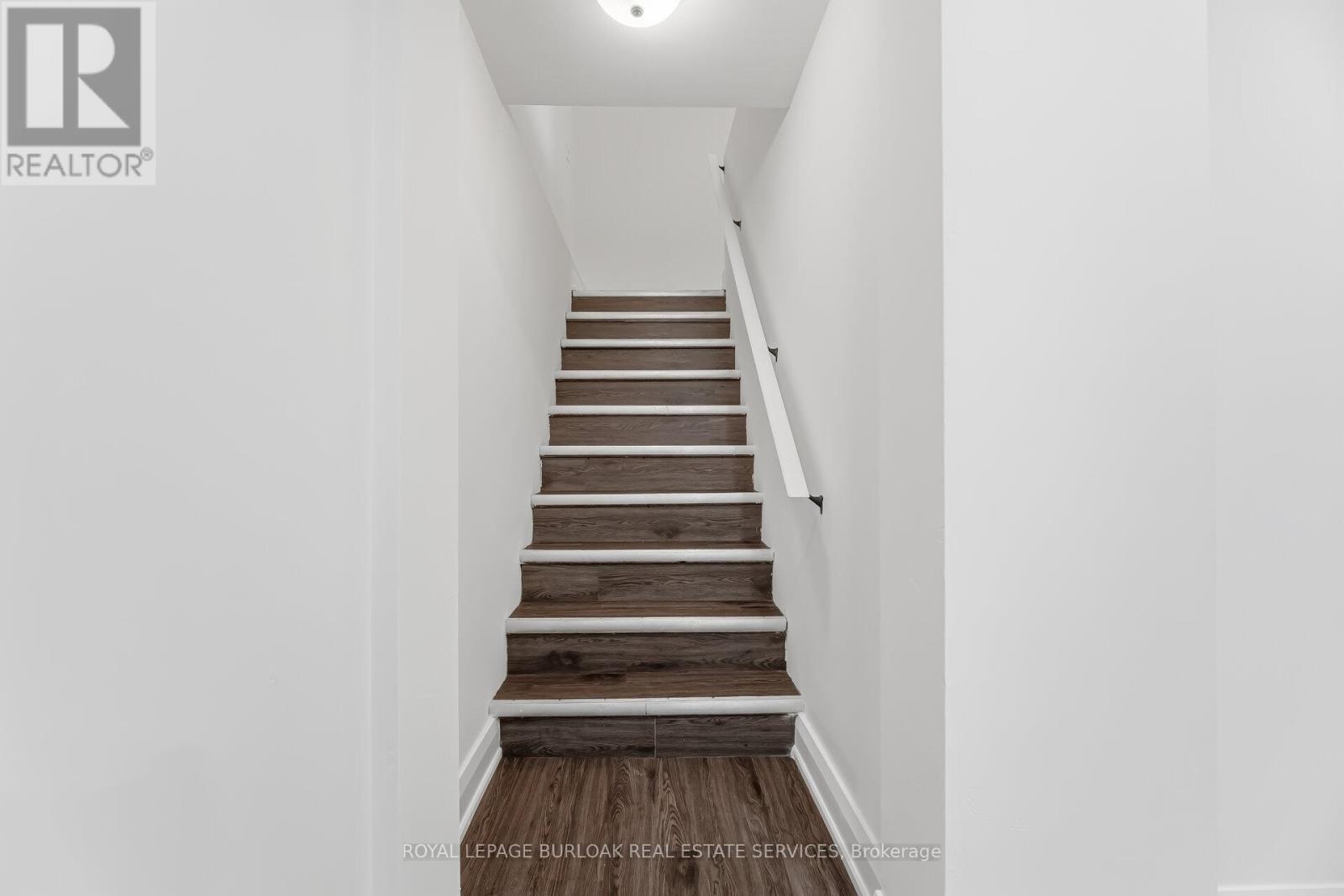 514 Buffalo Road, Fort Erie (Crescent Park), Ontario  L2A 5G8 - Photo 33 - X12919064