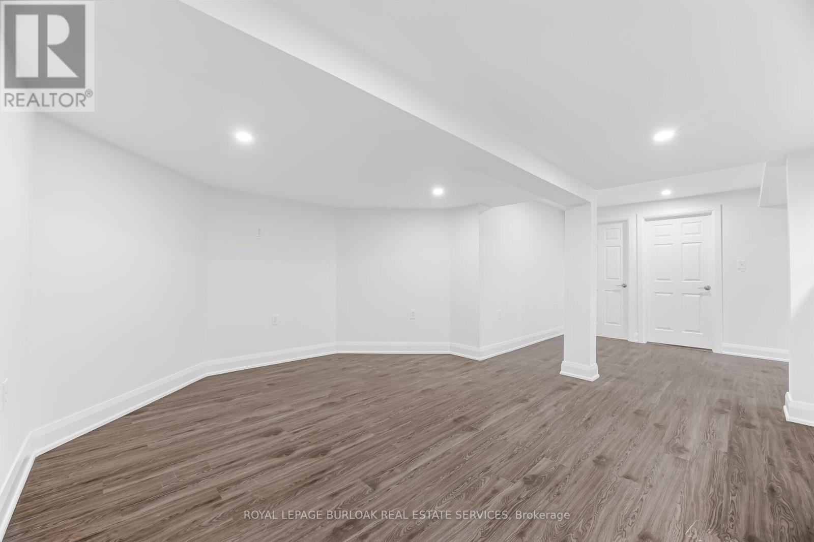 514 Buffalo Road, Fort Erie (Crescent Park), Ontario  L2A 5G8 - Photo 38 - X12919064