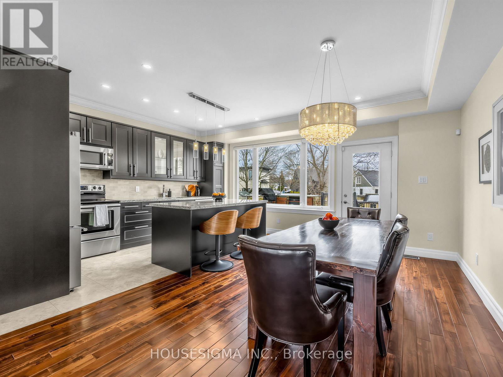 23 Tiago Avenue, Toronto, Ontario  M4B 1Z9 - Photo 13 - E12918728