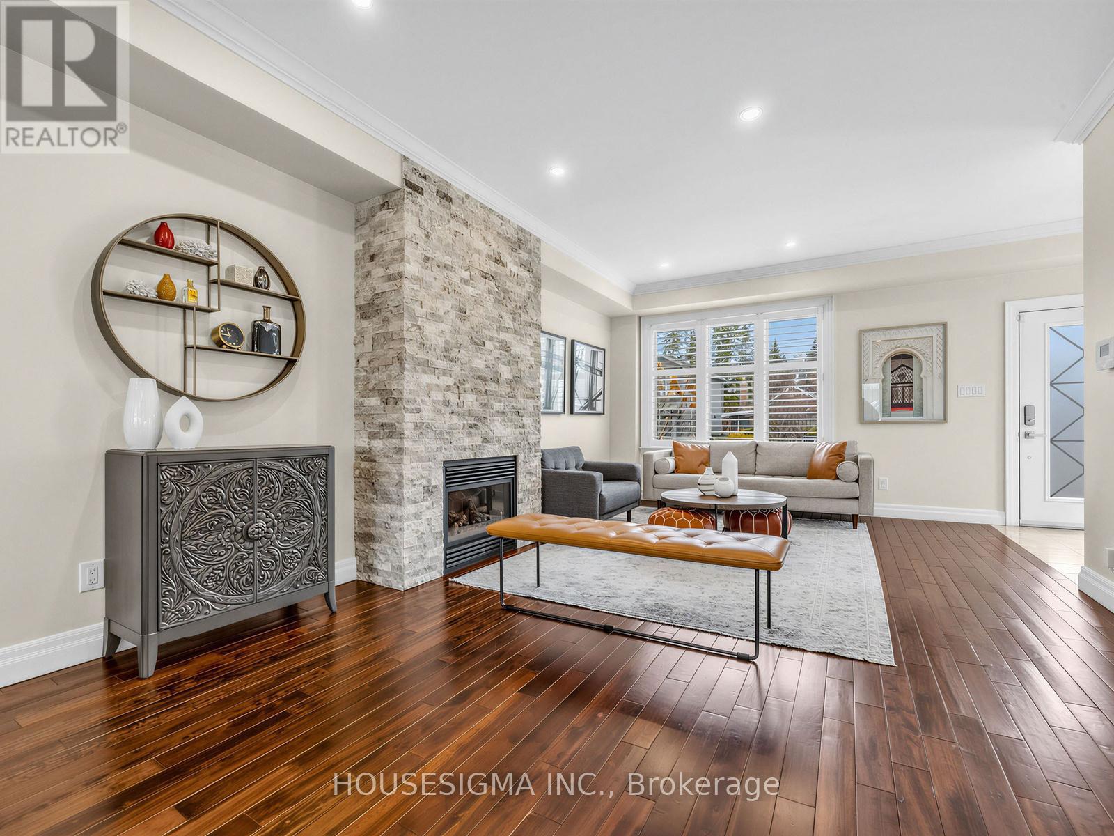 23 Tiago Avenue, Toronto, Ontario  M4B 1Z9 - Photo 10 - E12918728