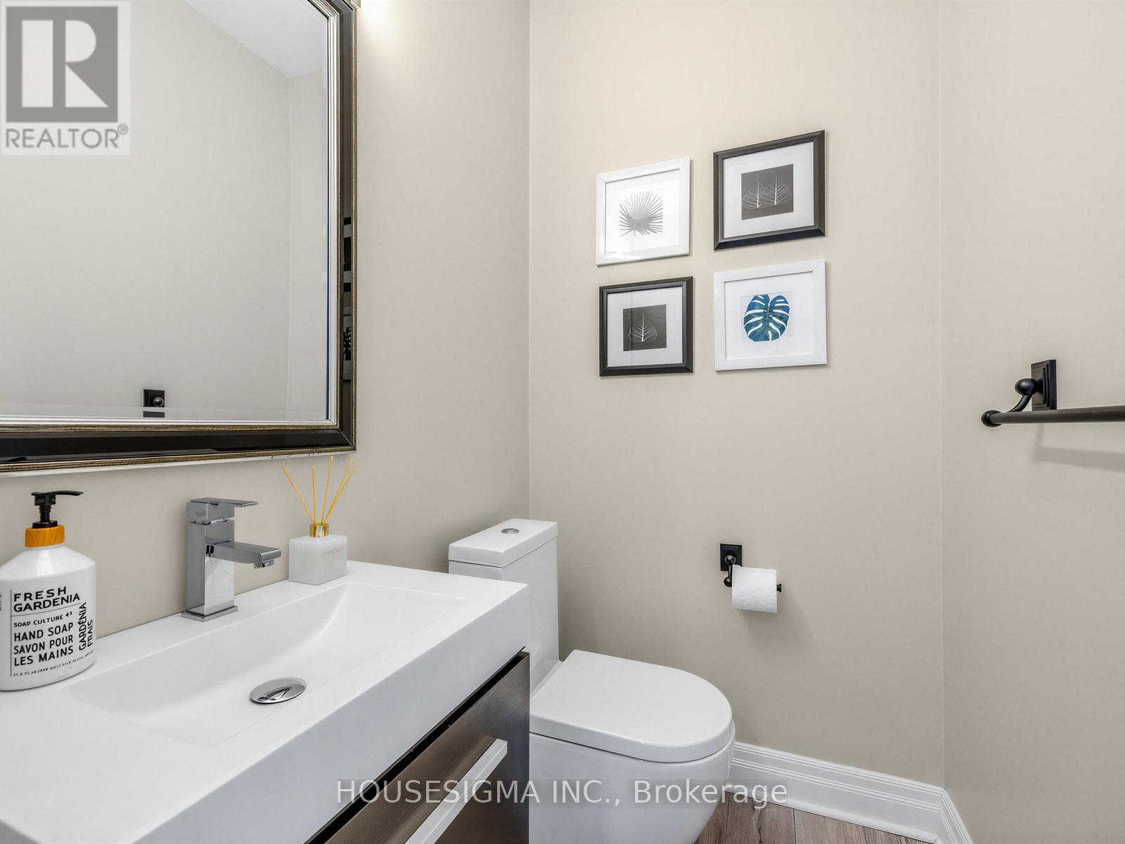 23 Tiago Avenue, Toronto, Ontario  M4B 1Z9 - Photo 12 - E12918728