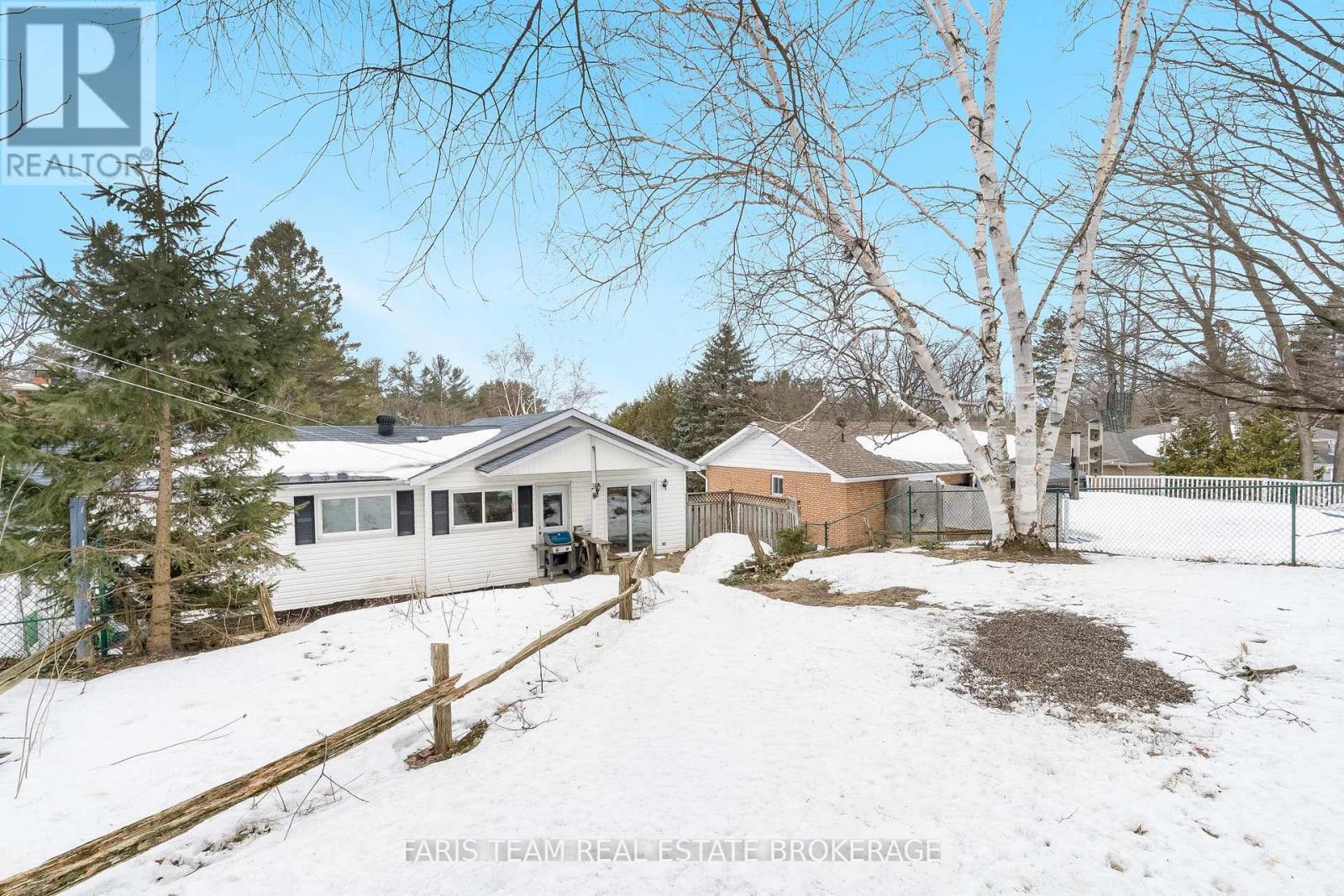 257 Church Street, Penetanguishene, Ontario  L9M 1G6 - Photo 40 - S12914072