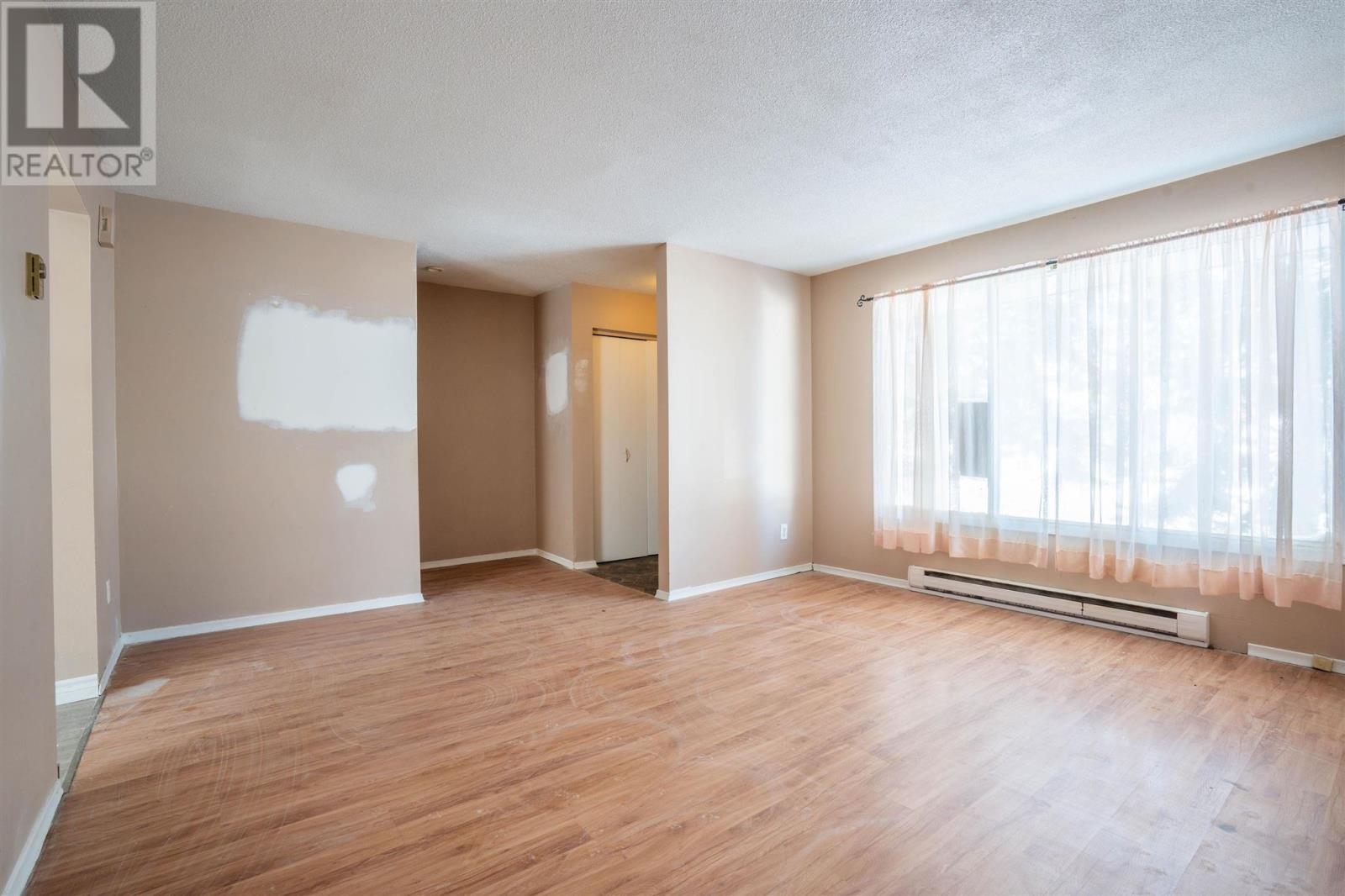 66 Robin St, Sault Ste. Marie, Ontario  P6A 5X9 - Photo 9 - SM260517