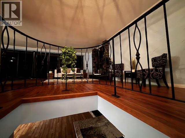 3 21st Avenue S, Cranbrook, British Columbia  V1C 3G9 - Photo 4 - 10380022