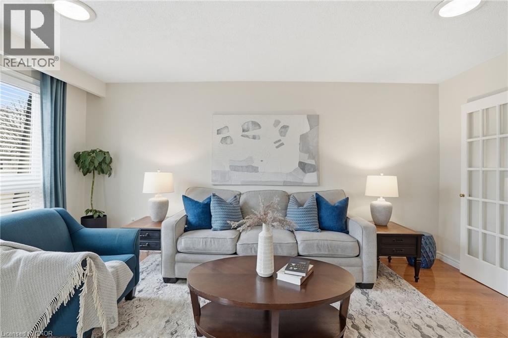 676 Woodview Road, Burlington, Ontario  L7N 3A5 - Photo 5 - 40814905