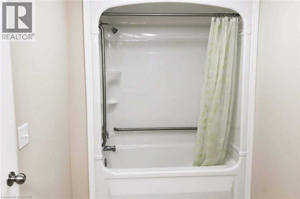 255 Maitland Street Unit# 1d, Kitchener, Ontario  N2R 0C8 - Photo 9 - 40814475