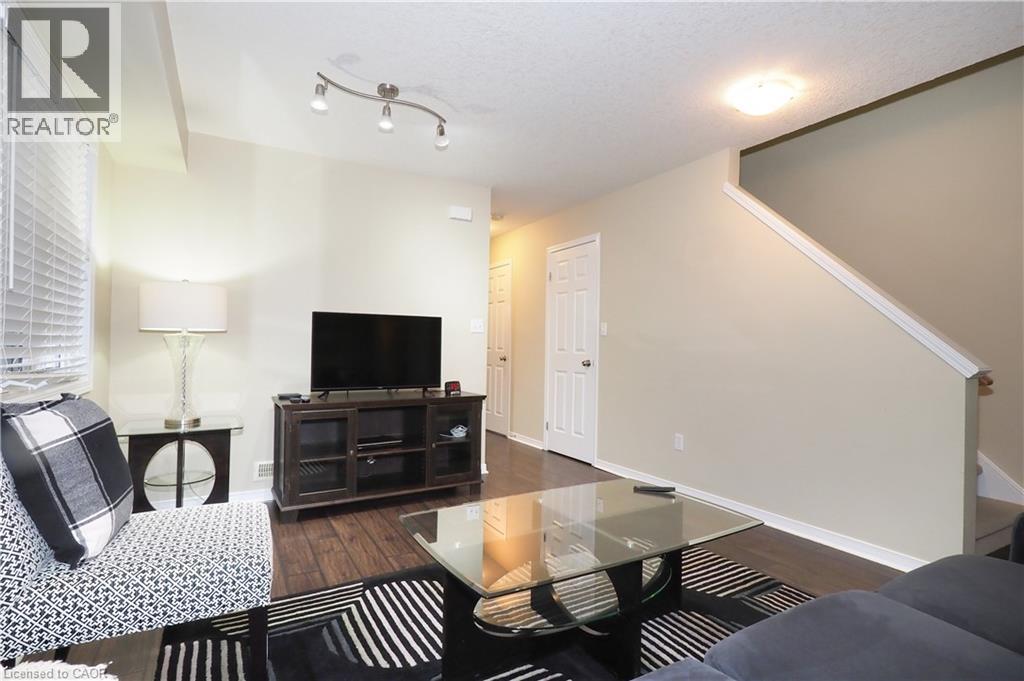 240 Westmeadow Drive Unit# 12b, Kitchener, Ontario N2N 0A1 - Photo 8 - 40813507