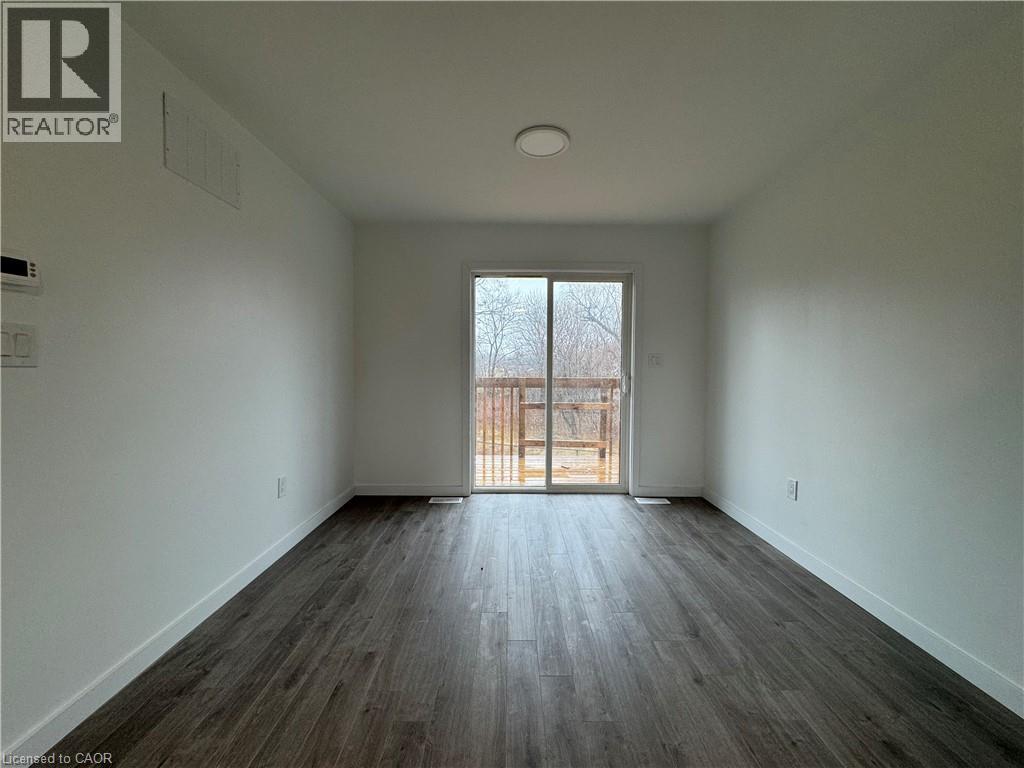 127 Highriver Trail Unit# Main, Welland, Ontario  L3C 0H6 - Photo 8 - 40813279