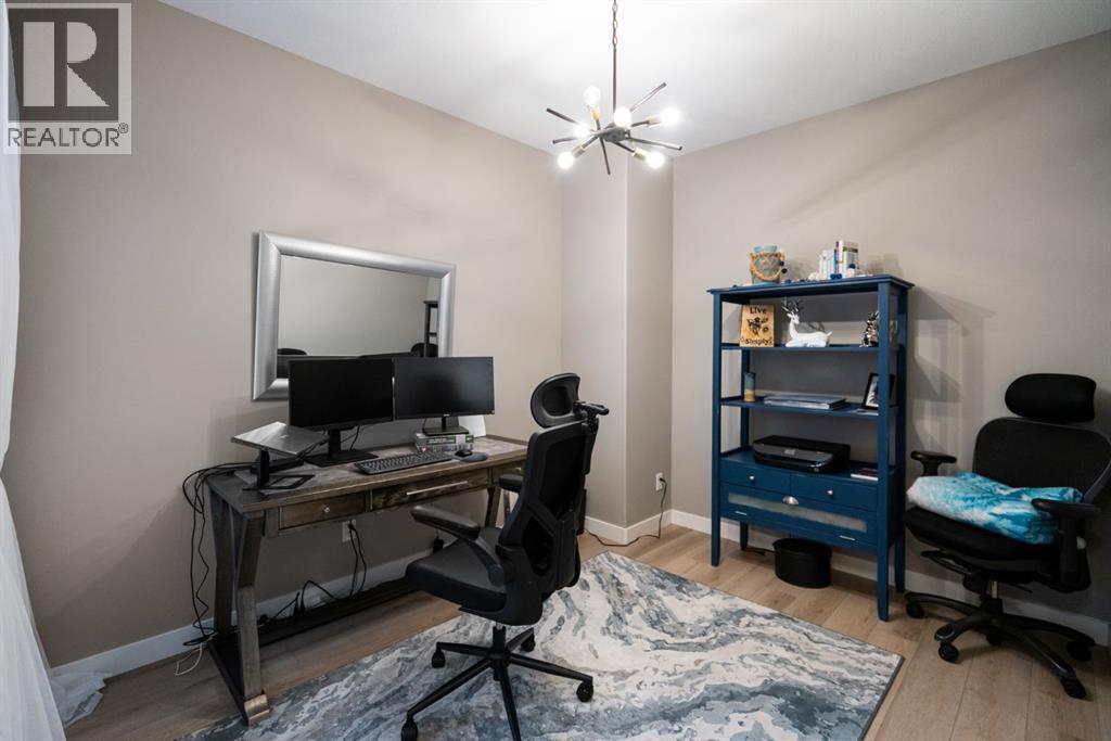 5200 36 Avenue, Camrose, Alberta  T4V 5J2 - Photo 9 - A2261210