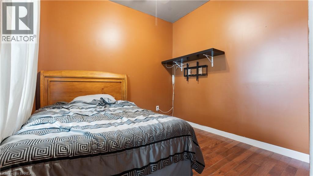 263 Grand River Avenue, Brantford, Ontario  N3T 4Y5 - Photo 7 - 40814907