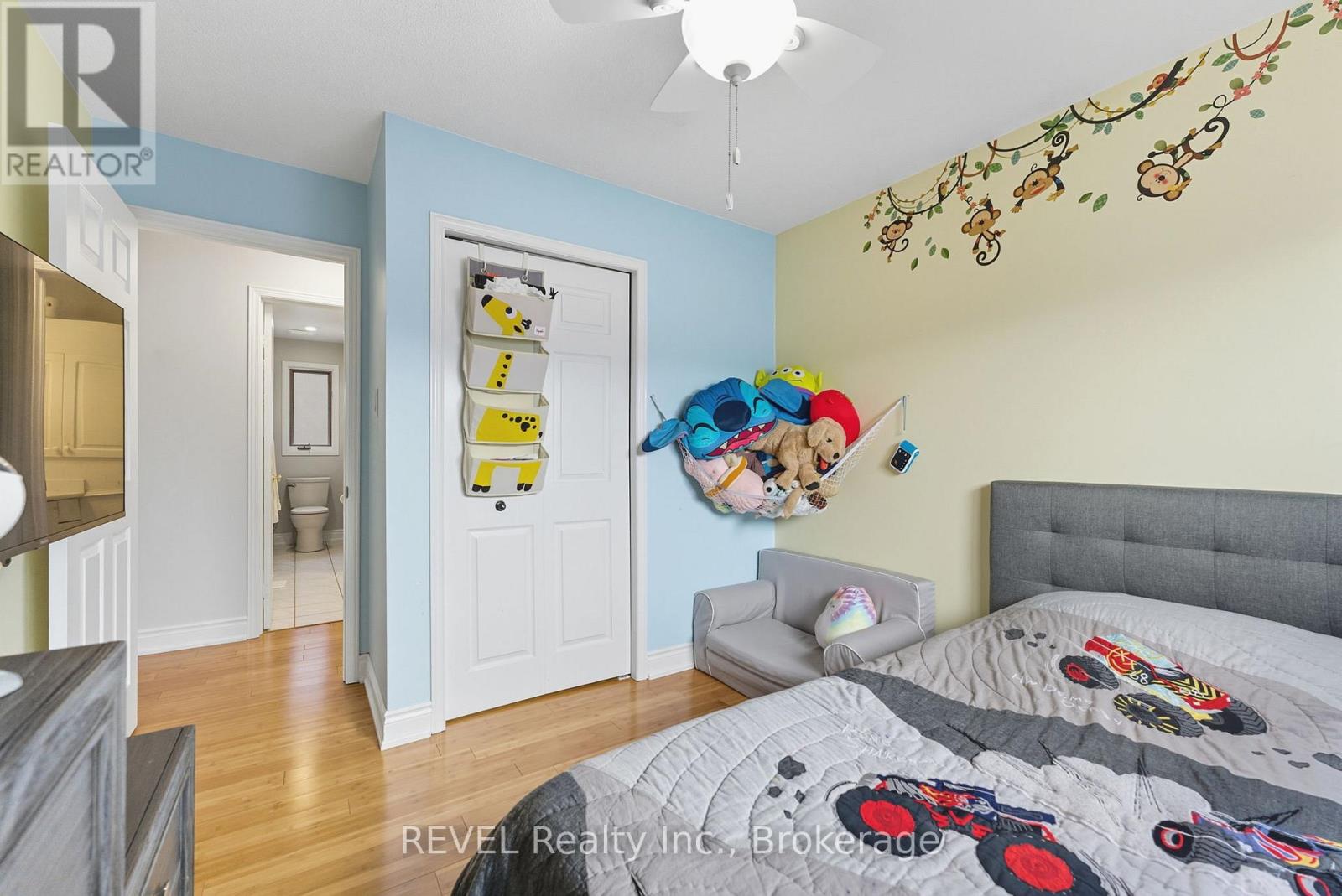 11 Supreme Drive, Hamilton, Ontario  L8W 3V1 - Photo 22 - X12919130