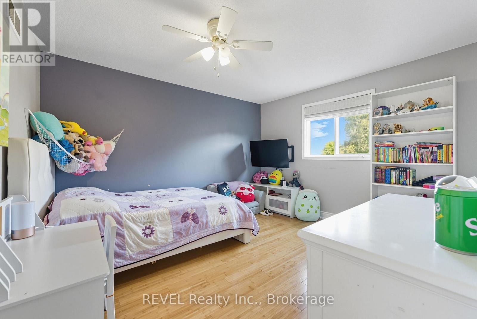 11 Supreme Drive, Hamilton, Ontario  L8W 3V1 - Photo 23 - X12919130