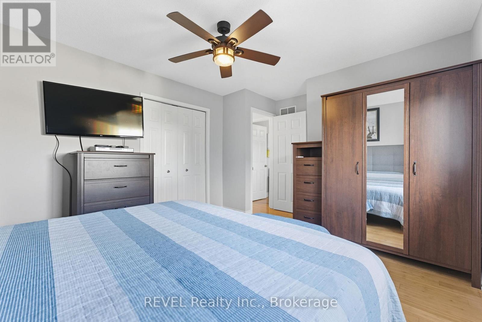 11 Supreme Drive, Hamilton, Ontario  L8W 3V1 - Photo 27 - X12919130