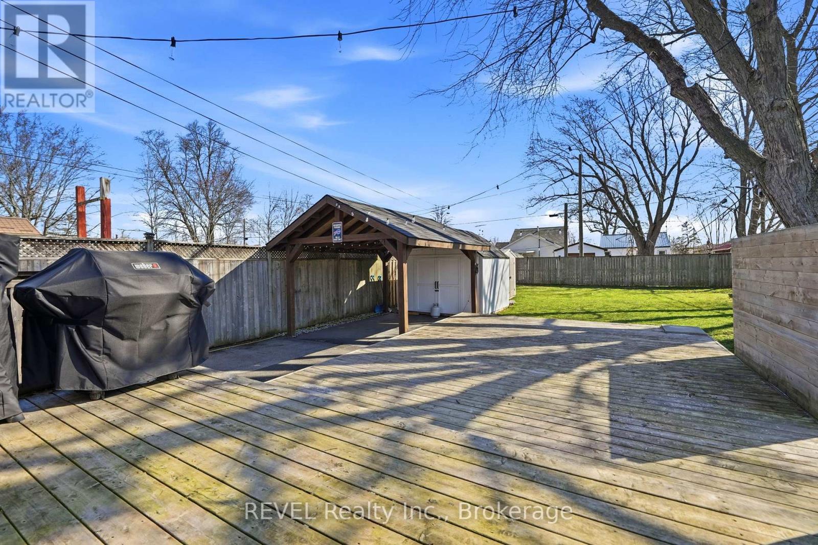 77 Ellen Street, Fort Erie, Ontario L2A 4C9 - Photo 19 - X12919144