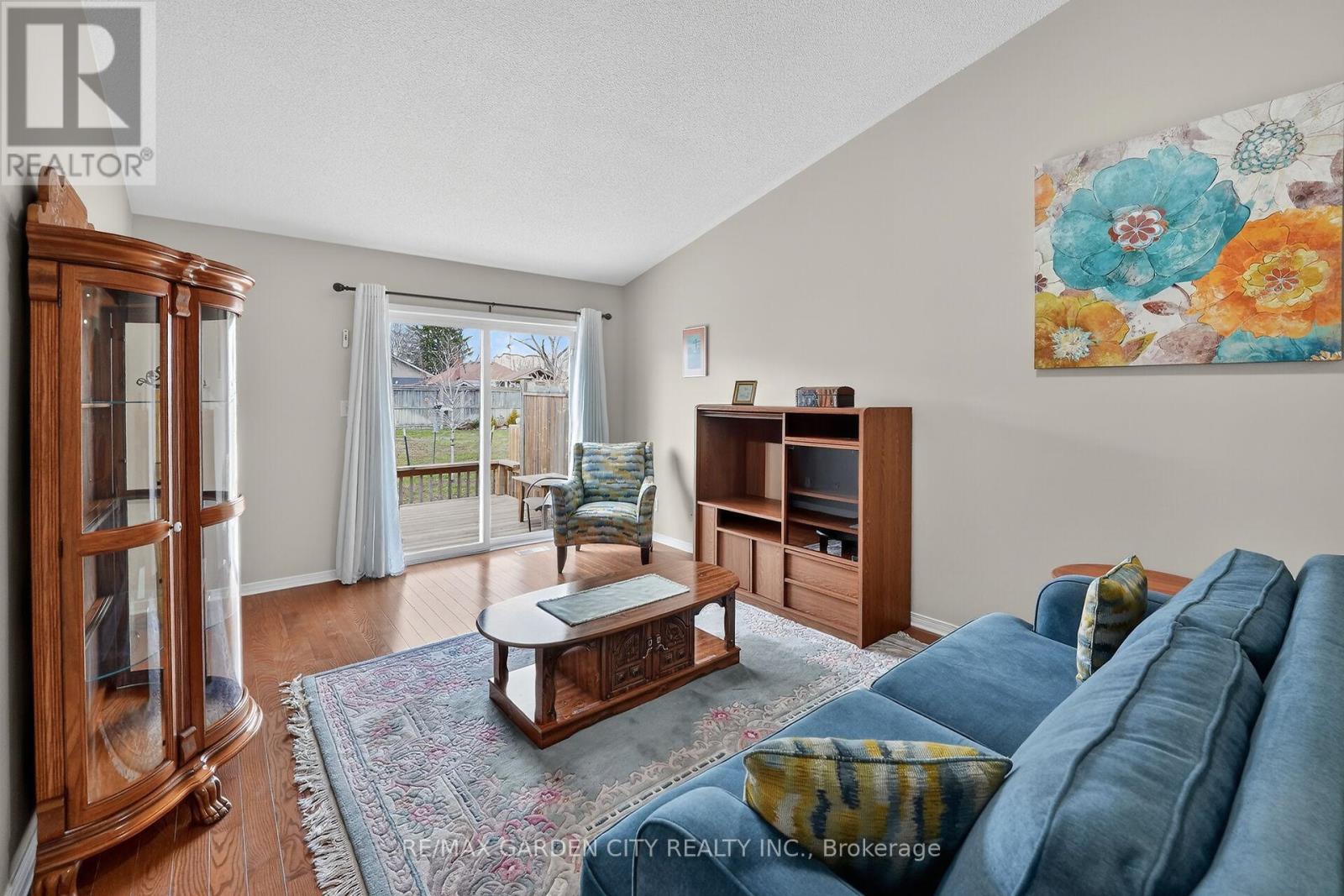 27 - 303 Central Avenue, Grimsby, Ontario  L3M 5L7 - Photo 10 - X12919252