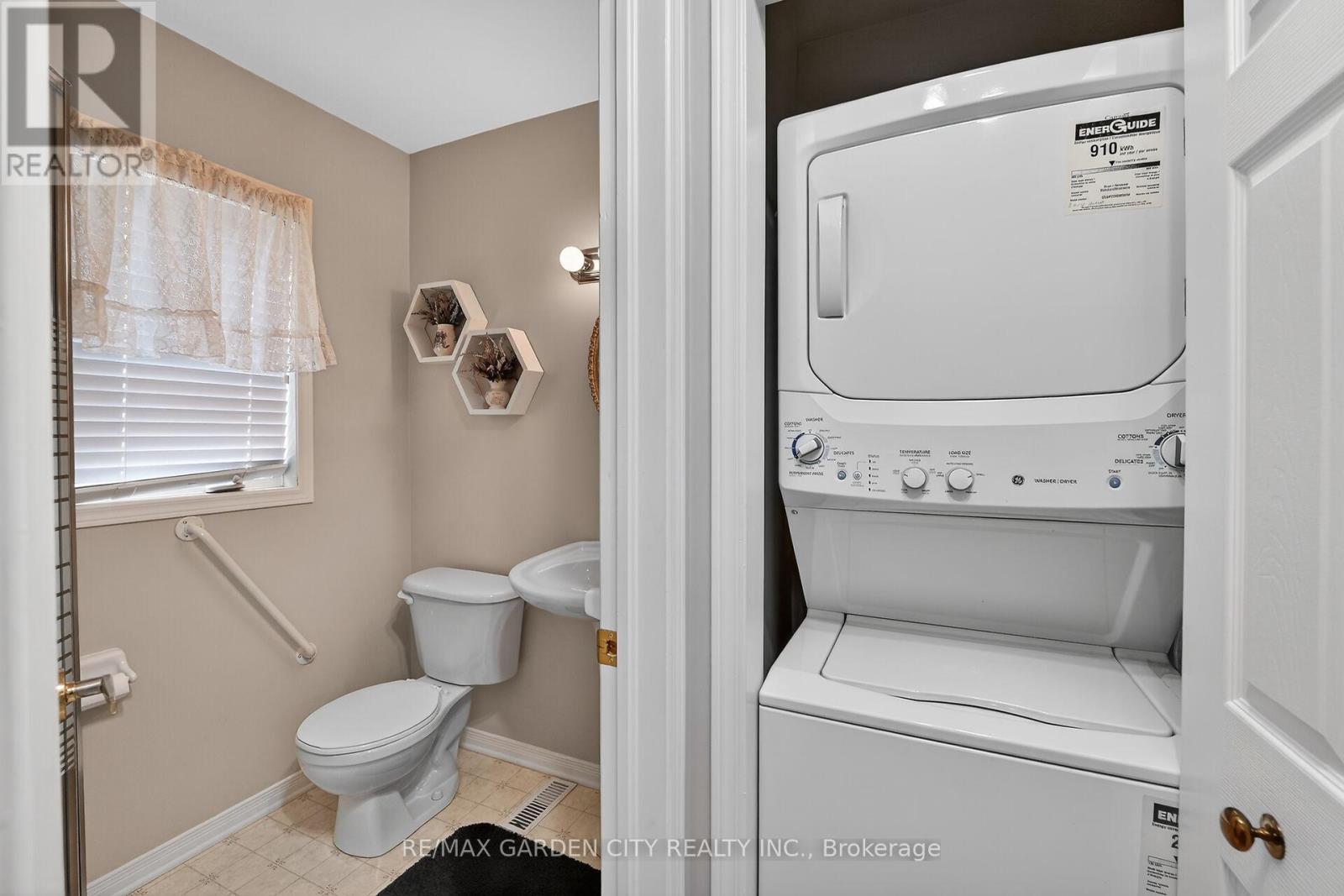 27 - 303 Central Avenue, Grimsby, Ontario  L3M 5L7 - Photo 19 - X12919252