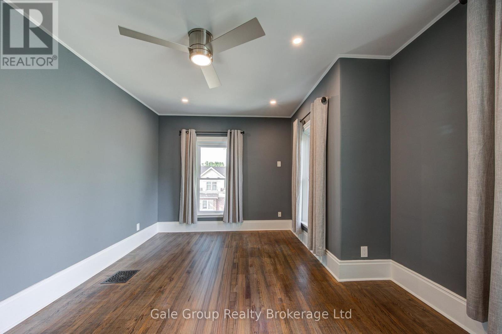 155 Vansittart Avenue, Woodstock, Ontario  N4S 6E7 - Photo 28 - X12919162