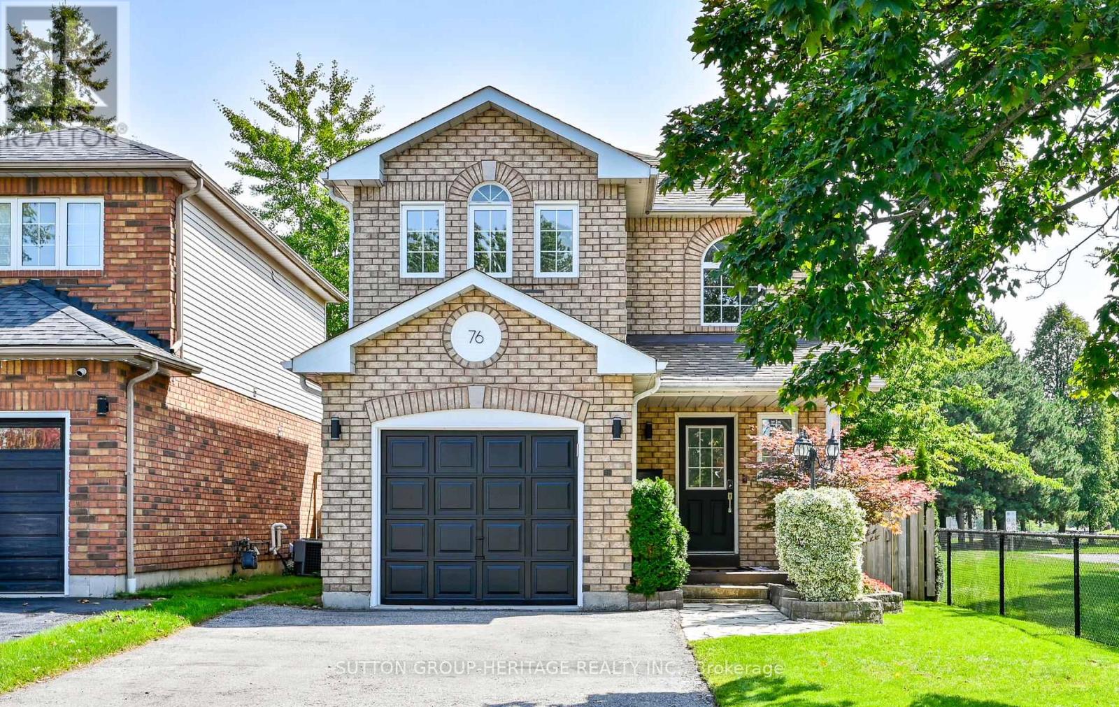 76 REGENCY CRESCENT, Whitby, Ontario