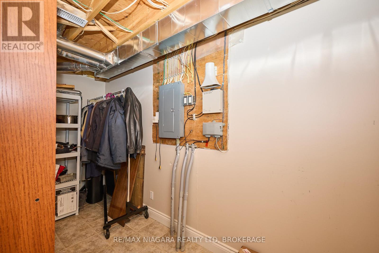 7 - 14 Emerald Common, St. Catharines, Ontario  L2M 1R8 - Photo 37 - X12688538