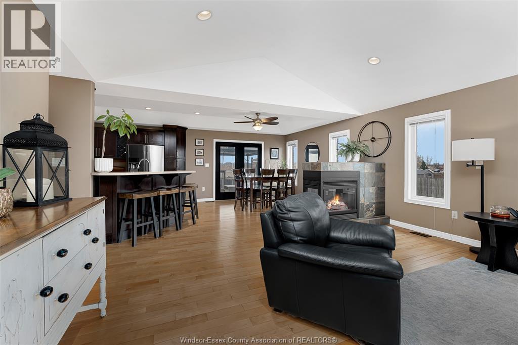 3098 Troup Crescent, Windsor, Ontario  N8R 0A3 - Photo 10 - 26005907