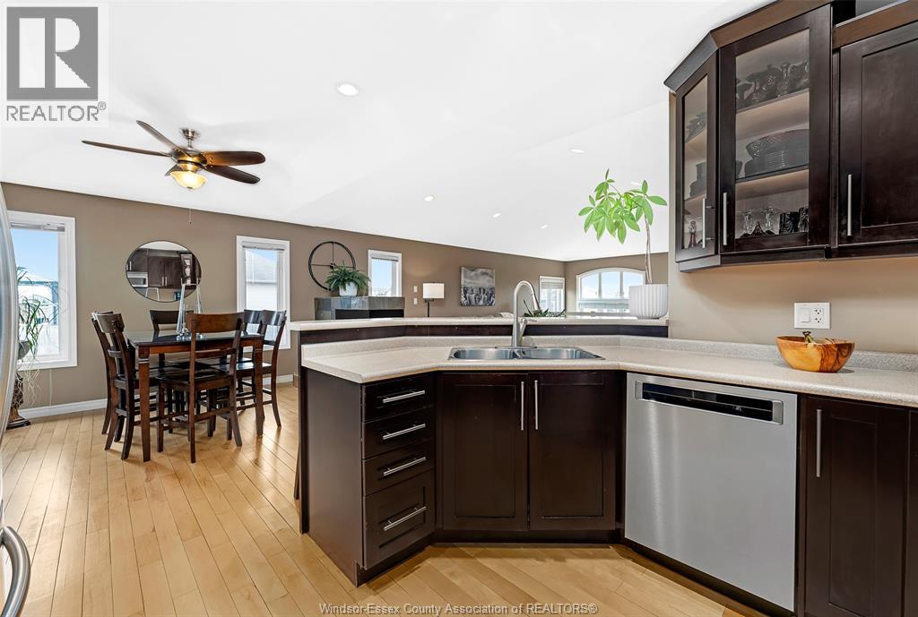 3098 Troup Crescent, Windsor, Ontario  N8R 0A3 - Photo 12 - 26005907