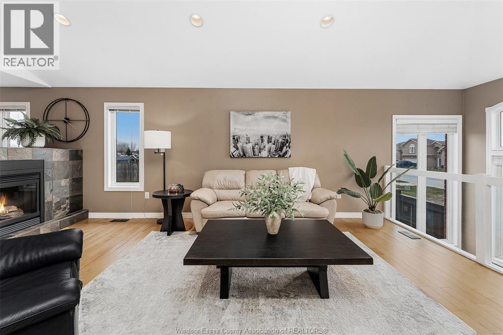 3098 Troup Crescent, Windsor, Ontario  N8R 0A3 - Photo 7 - 26005907