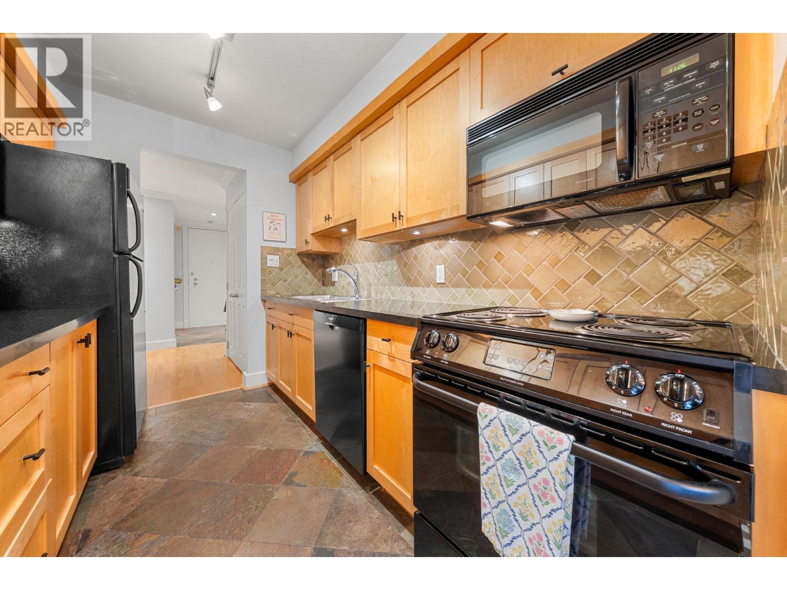 209 1720 W 12th Avenue, Vancouver, British Columbia  V6J 2E6 - Photo 14 - R3103411