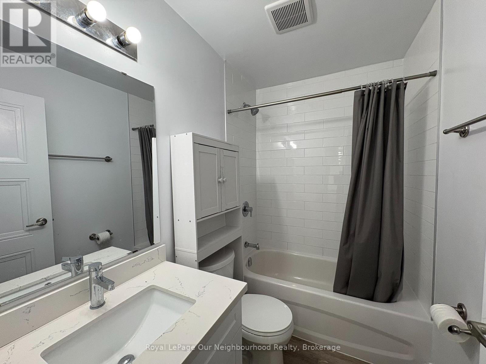 11 - 107 Chandler Drive, Kitchener, Ontario  N2E 1G7 - Photo 10 - X12919104