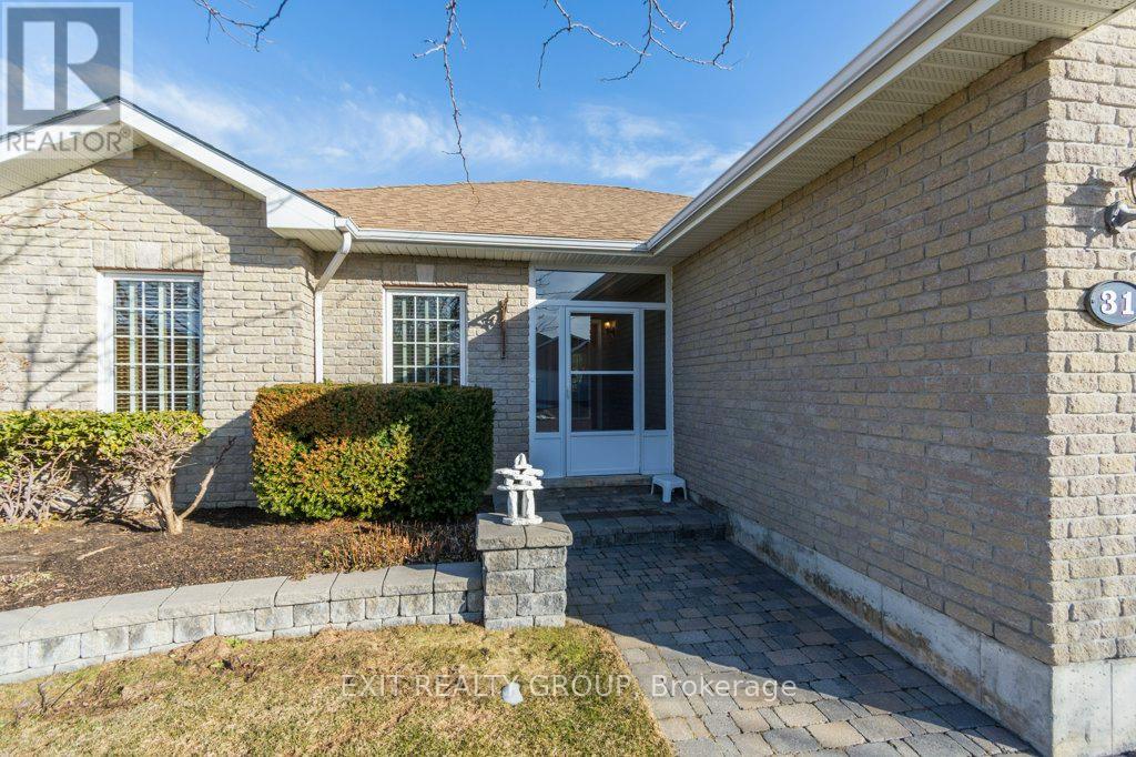 31 Aletha Drive, Prince Edward County, Ontario  K0K 3L0 - Photo 2 - X12919184