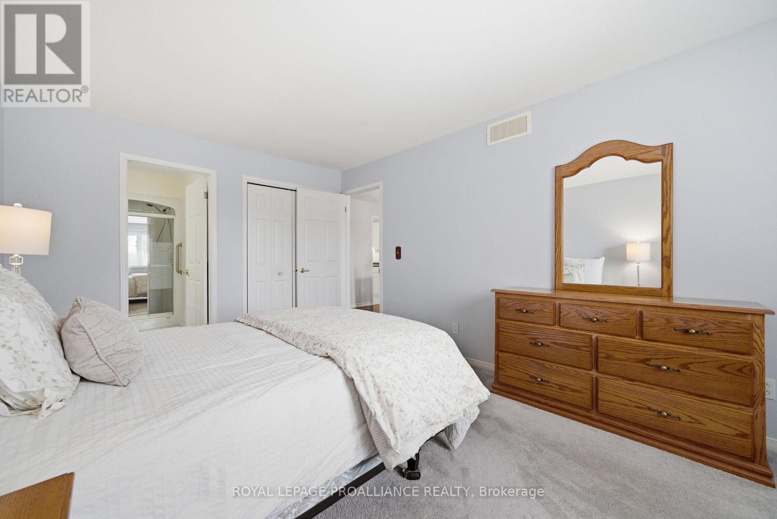 17 Pinegrove Court, Belleville, Ontario  K8N 5X9 - Photo 20 - X12919198