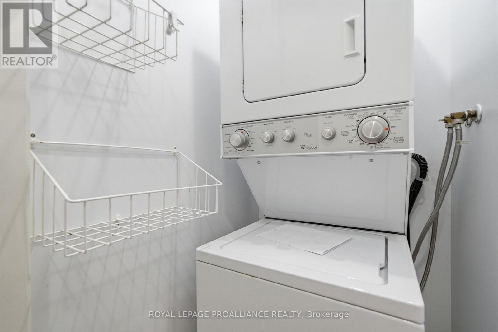 17 Pinegrove Court, Belleville, Ontario  K8N 5X9 - Photo 22 - X12919198