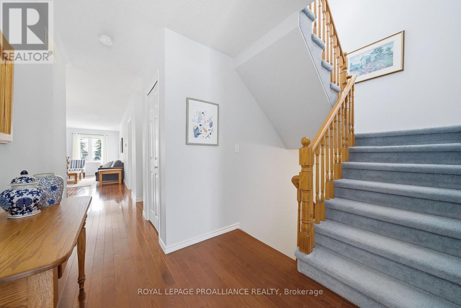 17 Pinegrove Court, Belleville, Ontario  K8N 5X9 - Photo 23 - X12919198