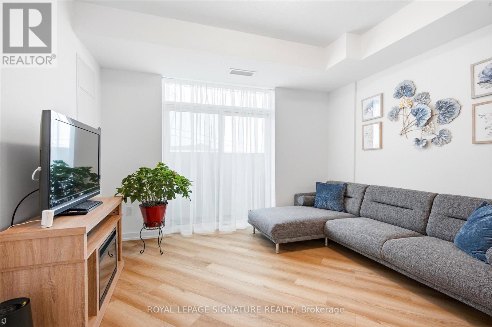 232 - 10 Mallard Trail, Hamilton (Waterdown), Ontario  L8B 2A7 - Photo 21 - X12918830