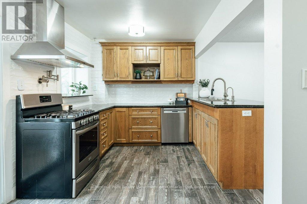 153 Dovercliffe Road, Guelph, Ontario N1G 3A5 - Photo 15 - X12919186