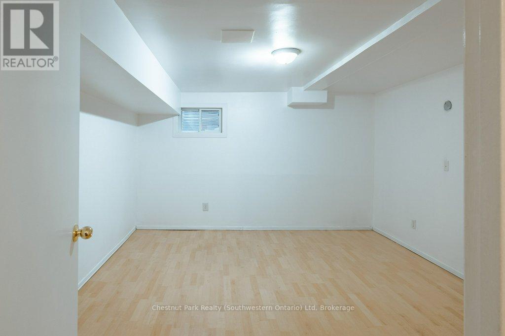 153 Dovercliffe Road, Guelph, Ontario N1G 3A5 - Photo 38 - X12919186