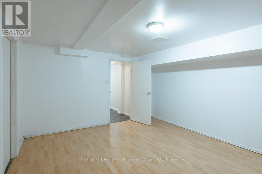 153 Dovercliffe Road, Guelph, Ontario N1G 3A5 - Photo 39 - X12919186