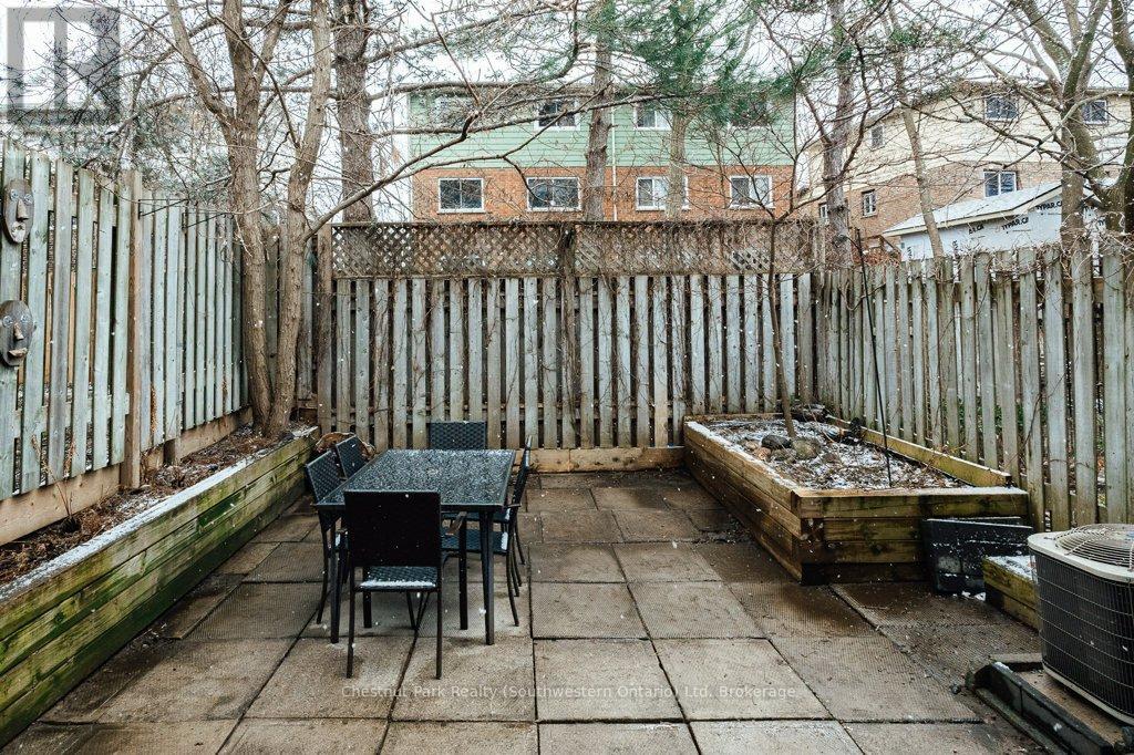 153 Dovercliffe Road, Guelph, Ontario N1G 3A5 - Photo 42 - X12919186