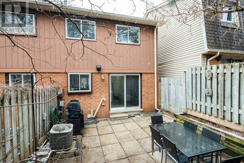 153 Dovercliffe Road, Guelph, Ontario N1G 3A5 - Photo 44 - X12919186