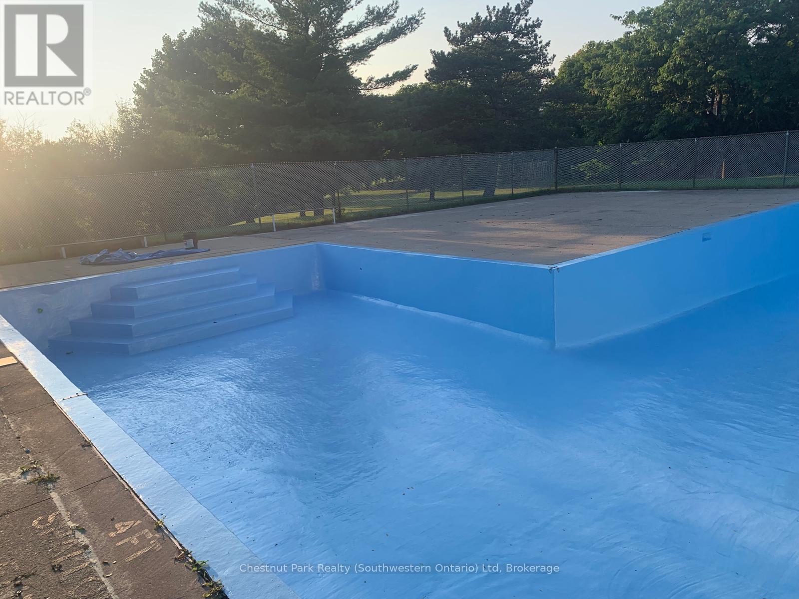 153 Dovercliffe Road, Guelph, Ontario N1G 3A5 - Photo 46 - X12919186