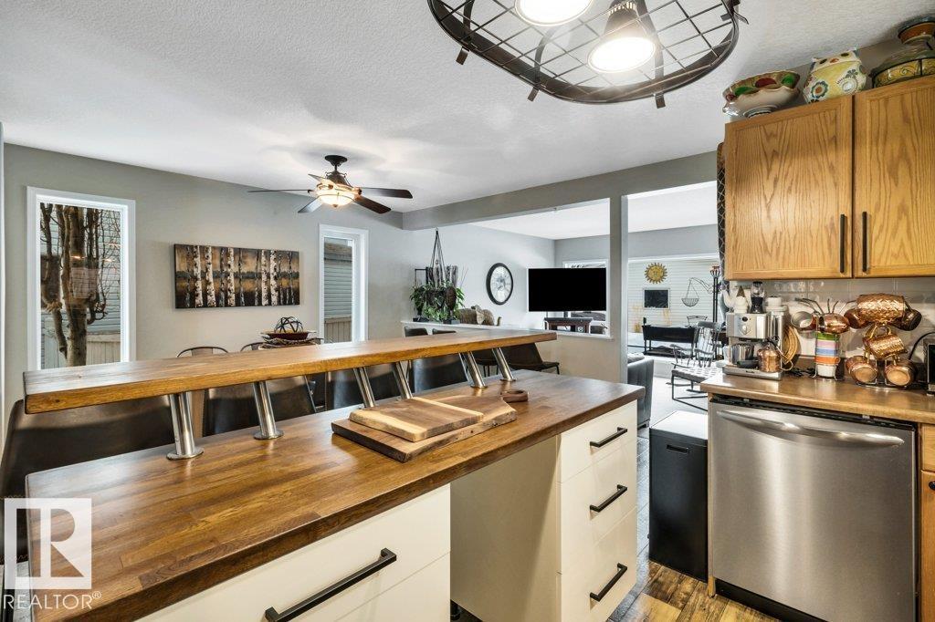 1314 George Cl Nw, Edmonton, Alberta  T5T 6S2 - Photo 10 - E4477042